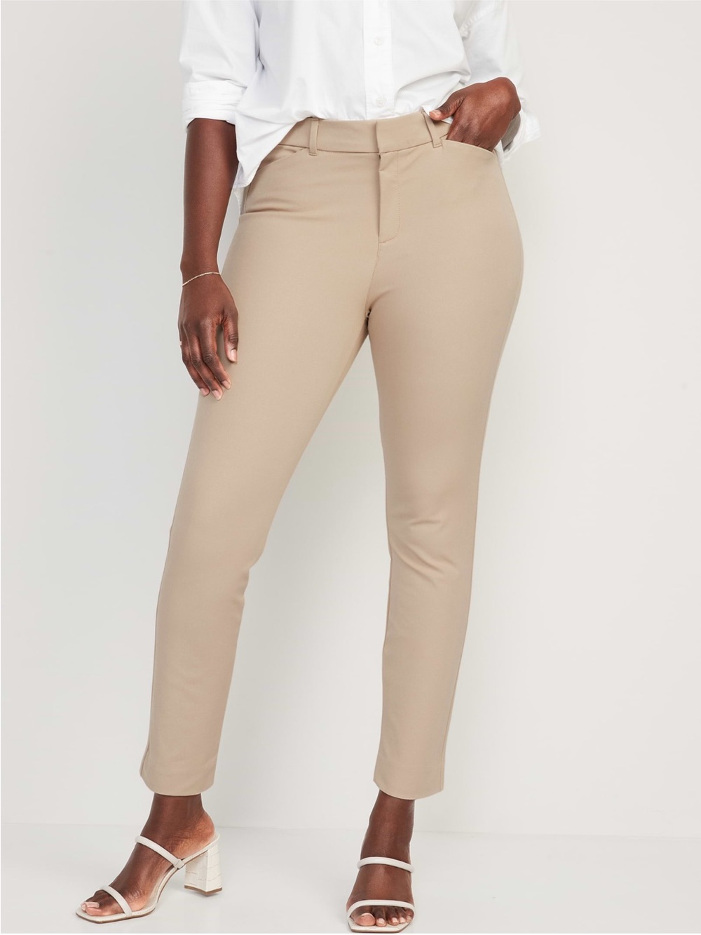 NWT- Old Navy - 14. Pixie Skinny Pant